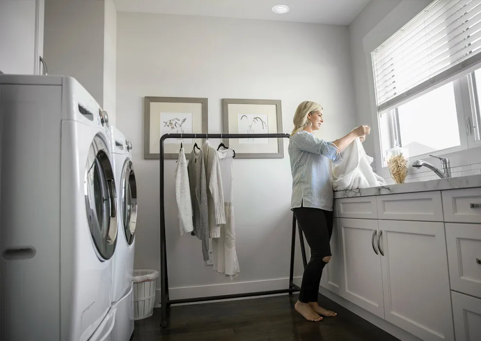 How to dry clean clothes at home